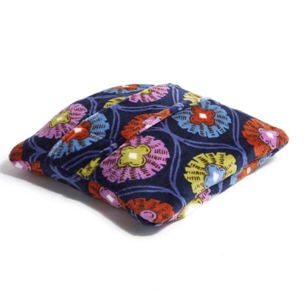 Vera Bradley Fleece Travel Blanket in Center Stage Glow NWT